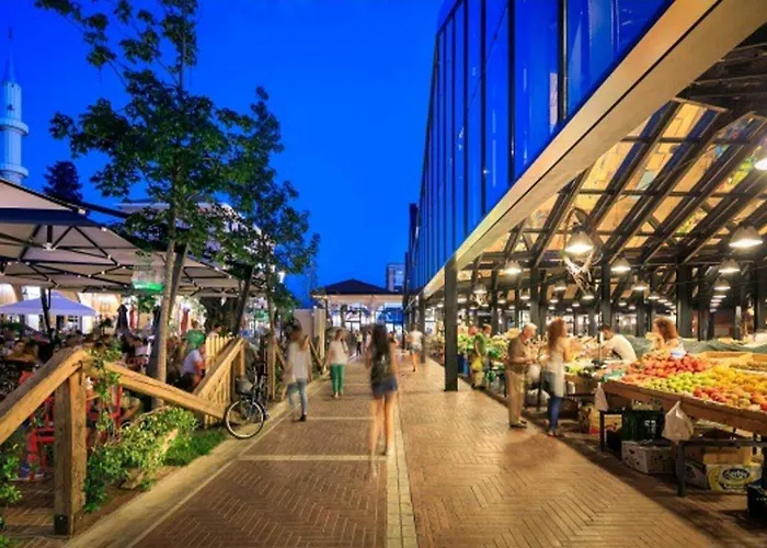 The Bloom Veranda - Elegant Center Retreat 公寓 *