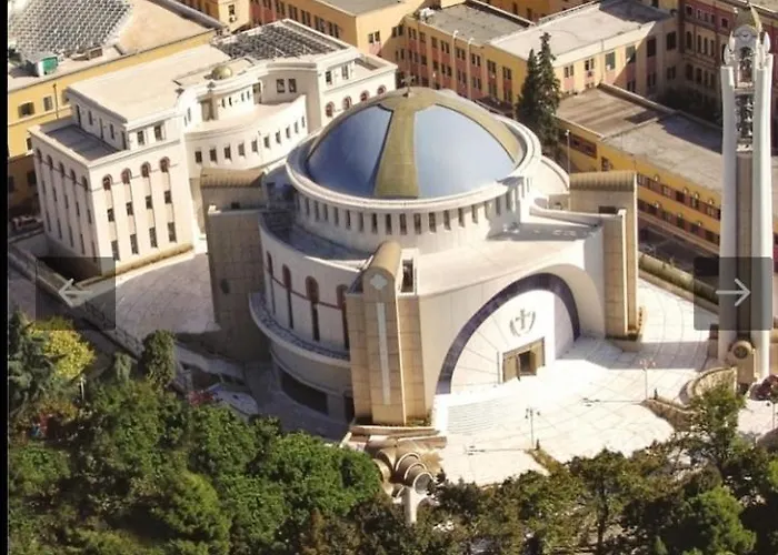 The Bloom Veranda - Elegant Center Retreat 公寓 *