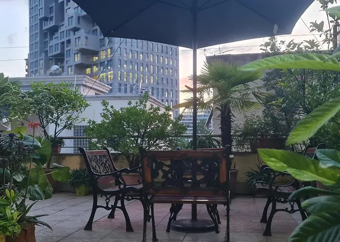 The Bloom Veranda - Elegant Center Retreat * 地拉那