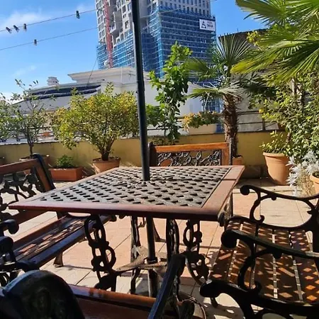 The Bloom Veranda - Elegant Center Retreat * Tirana