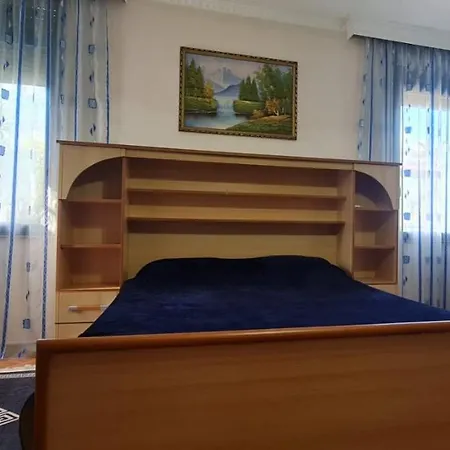 The Bloom Veranda - Elegant Center Retreat Tirana