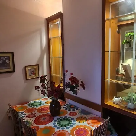 The Bloom Veranda - Elegant Center Retreat Appartement Tirana