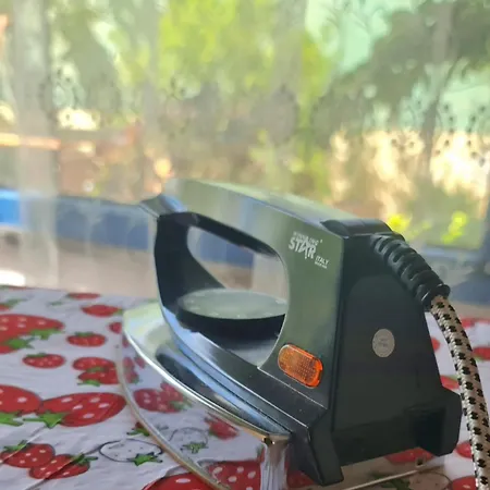 The Bloom Veranda - Elegant Center Retreat Daire Tiran