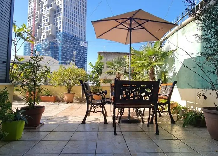 Apartment The Bloom Veranda - Elegant Center Retreat *