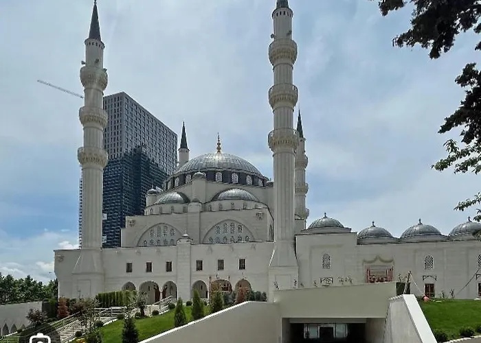 The Bloom Veranda - Elegant Center Retreat アパート